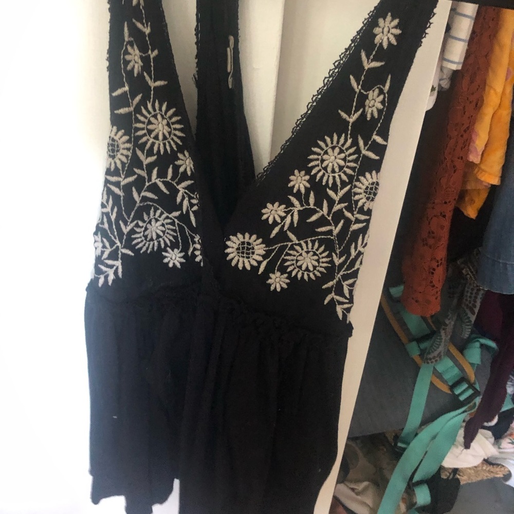 Embroidered tank
